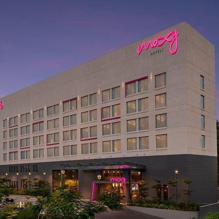 Moxy Bengaluru Airport Prestige Tech Cloud Devanahalli Exterior foto